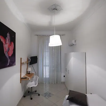 Yasmin Casavacanze *