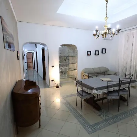 Apartament Yasmin Casavacanze *