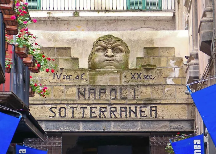 Yasmin Casavacanze Неаполь