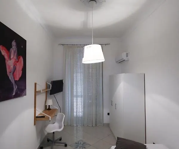 Yasmin Casavacanze *